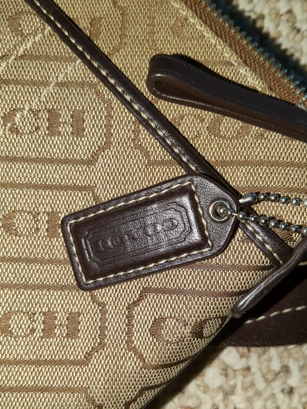 Coach Signature Crossbody Bag - Picture 7 of 7